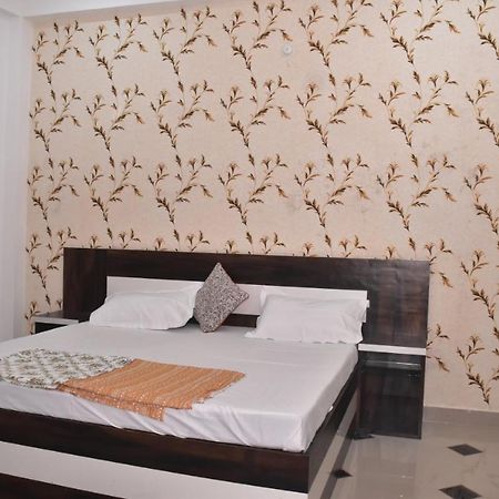 Shree Gorakhnath Guest House Ayodhya Bagian luar foto