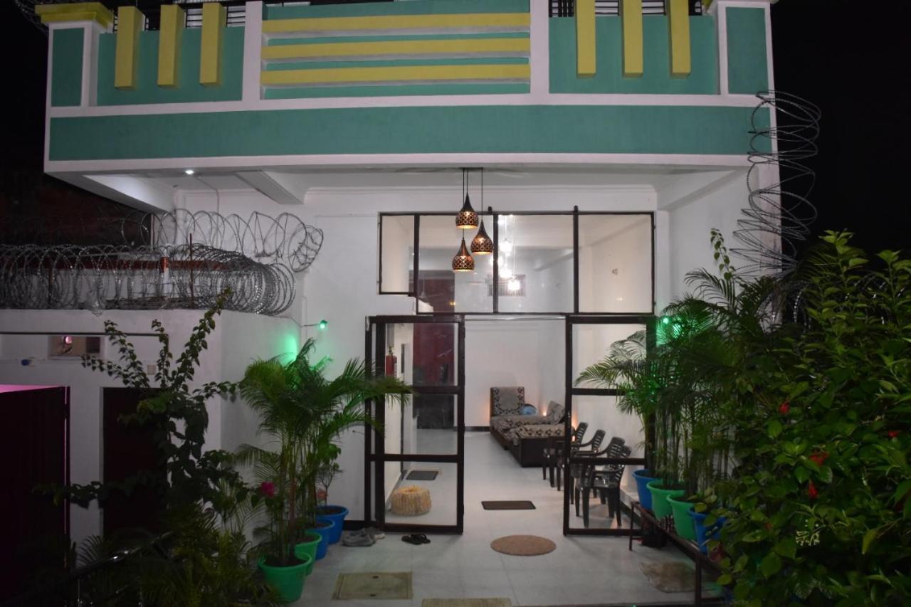 Shree Gorakhnath Guest House Ayodhya Bagian luar foto