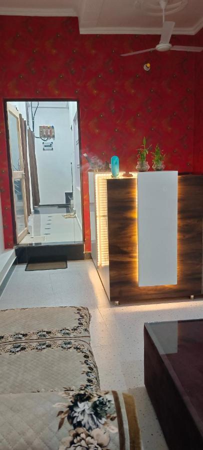 Shree Gorakhnath Guest House Ayodhya Bagian luar foto