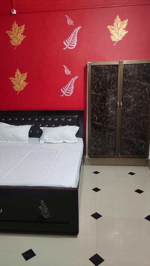 Shree Gorakhnath Guest House Ayodhya Ruang foto