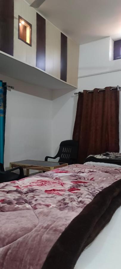 Shree Gorakhnath Guest House Ayodhya Bagian luar foto