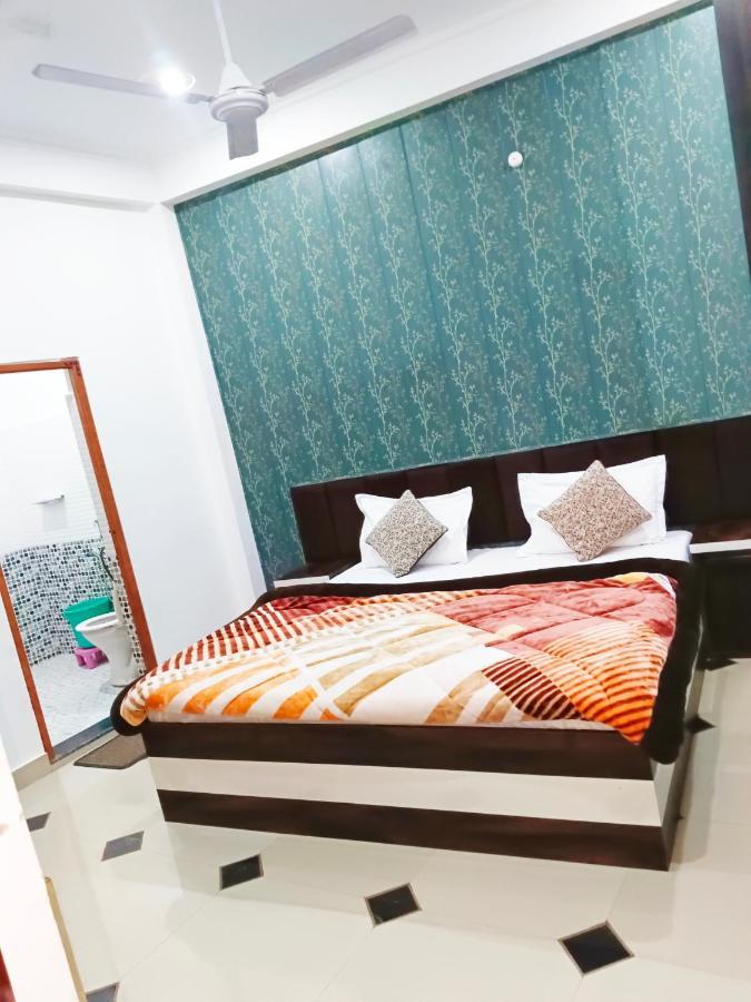 Shree Gorakhnath Guest House Ayodhya Bagian luar foto
