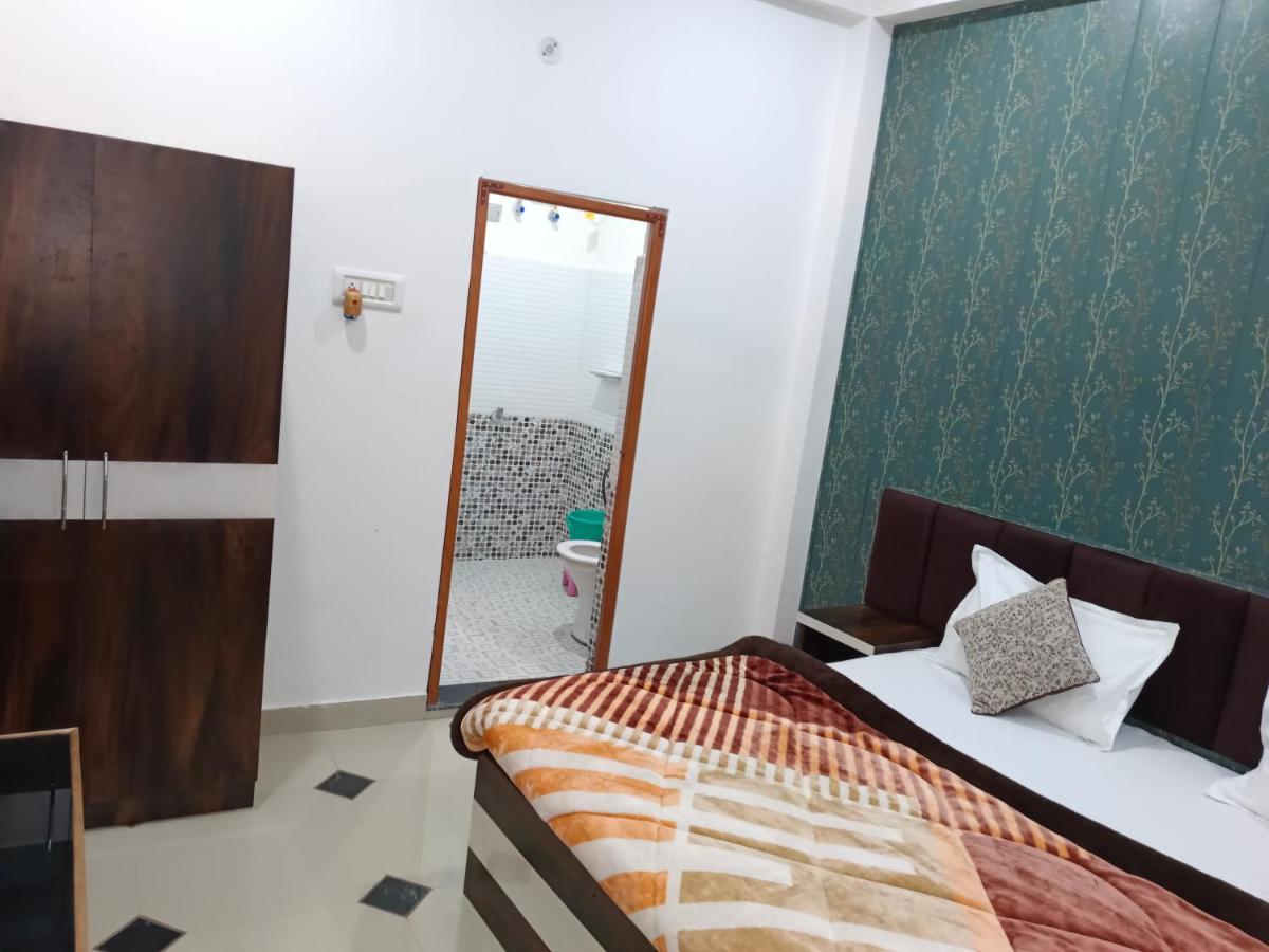 Shree Gorakhnath Guest House Ayodhya Bagian luar foto