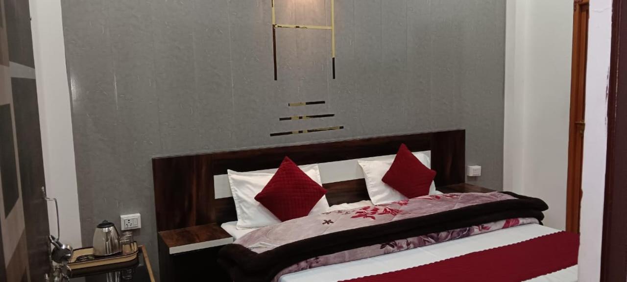 Shree Gorakhnath Guest House Ayodhya Bagian luar foto